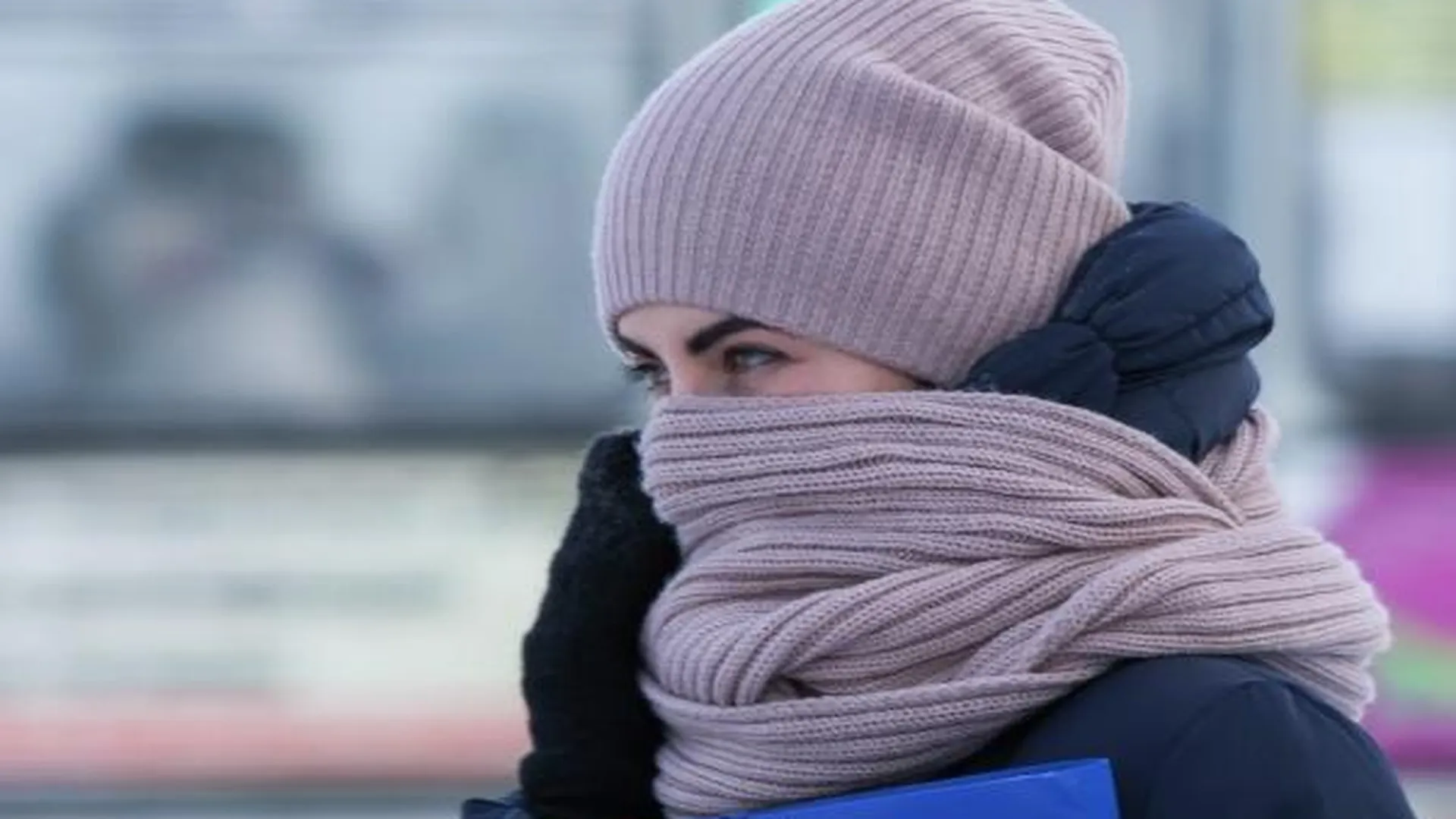 Терапевт рассказал, когда повышенная чувствительность к холоду вызвана заболеванием