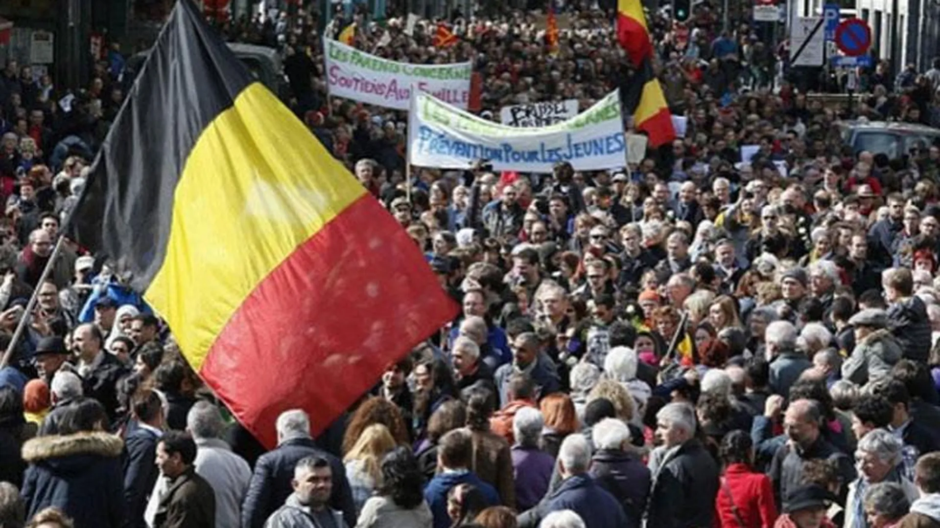 В Брюсселе имамы приняли участие в марше против терроризма
