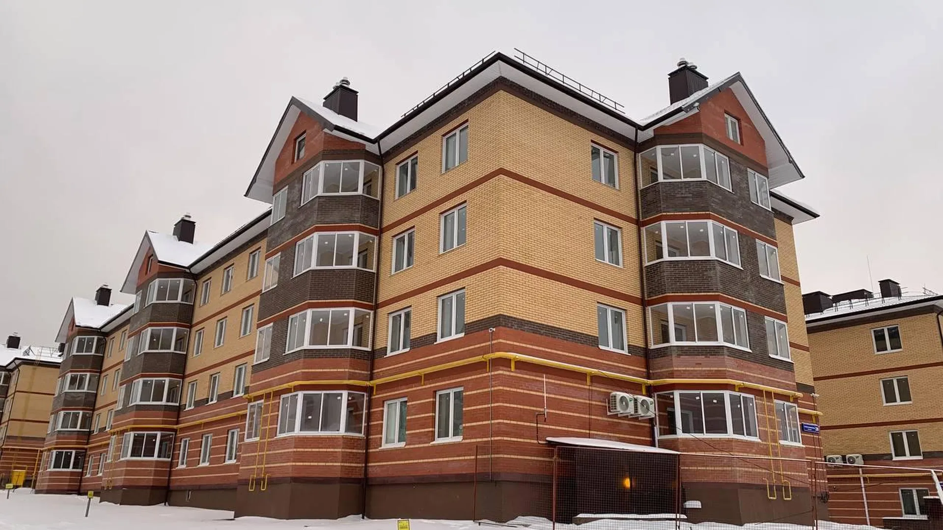 Еще 210 дольщиков жилого комплекса «Восточный» в Истре получили ключи от квартир