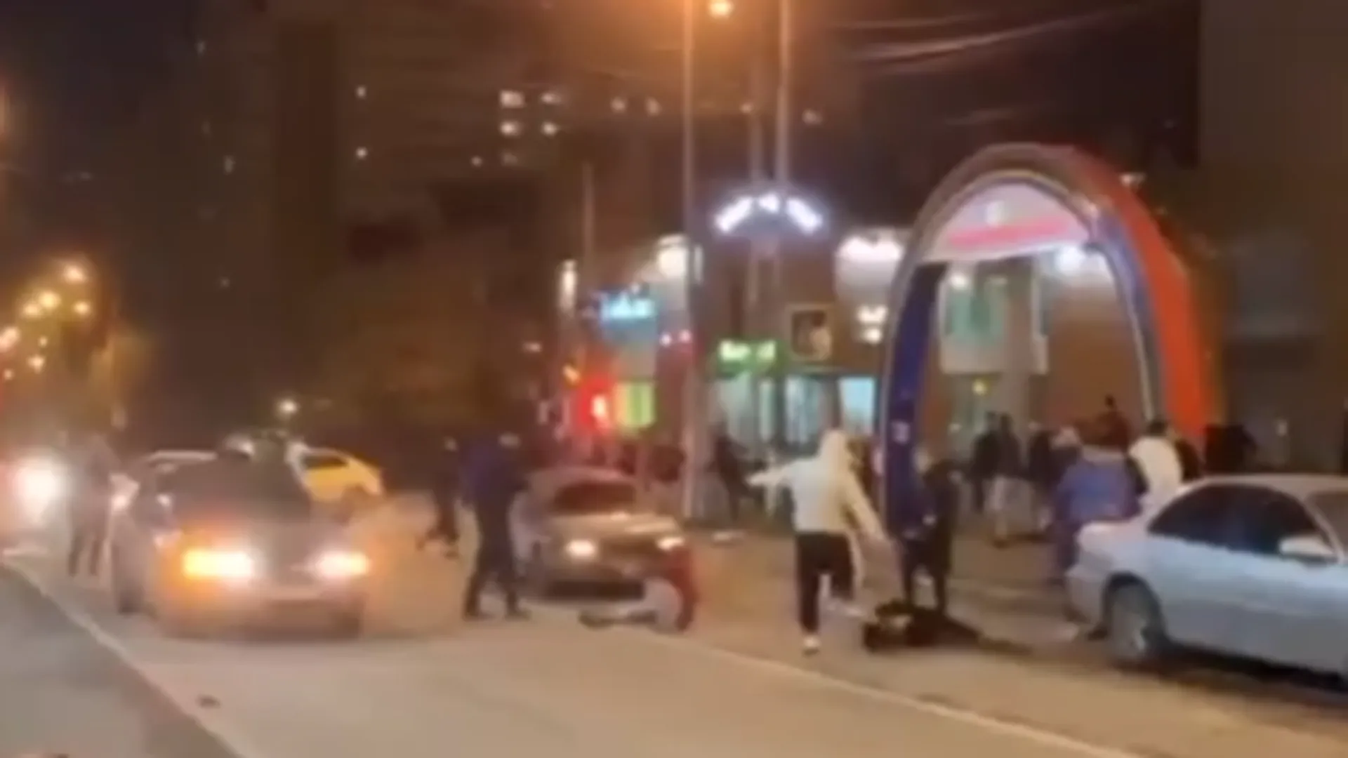 Избиение толпой в Домодедове показали на новом видео