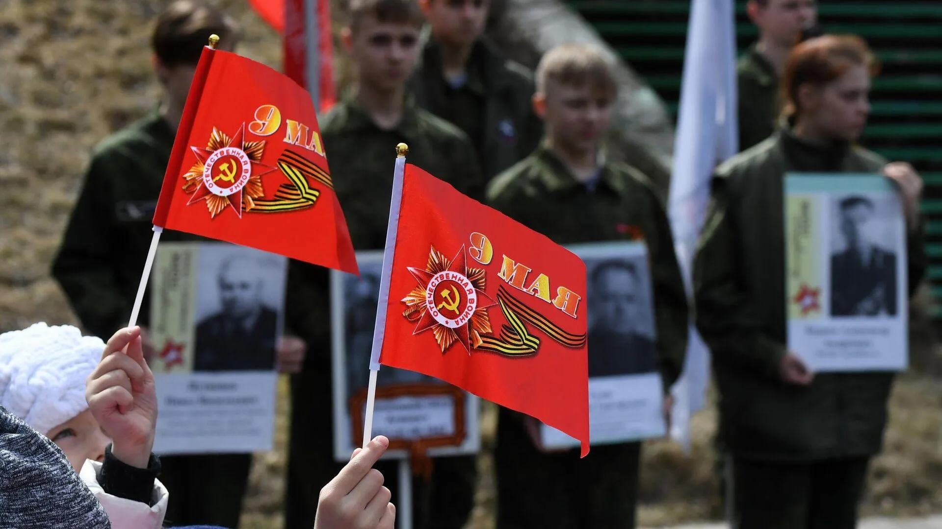 Участникам «Бессмертного полка» в Молдавии выписали штрафы за георгиевские ленты