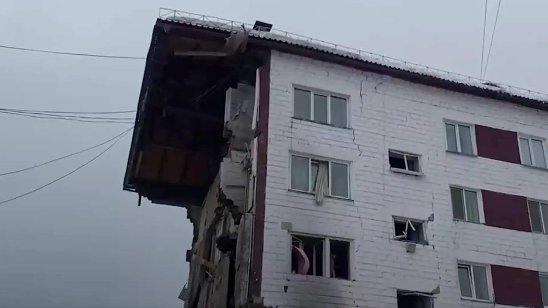 Состояние пятиэтажки на Сахалине после взрыва газа оценят с помощью комплекса «Струна»
