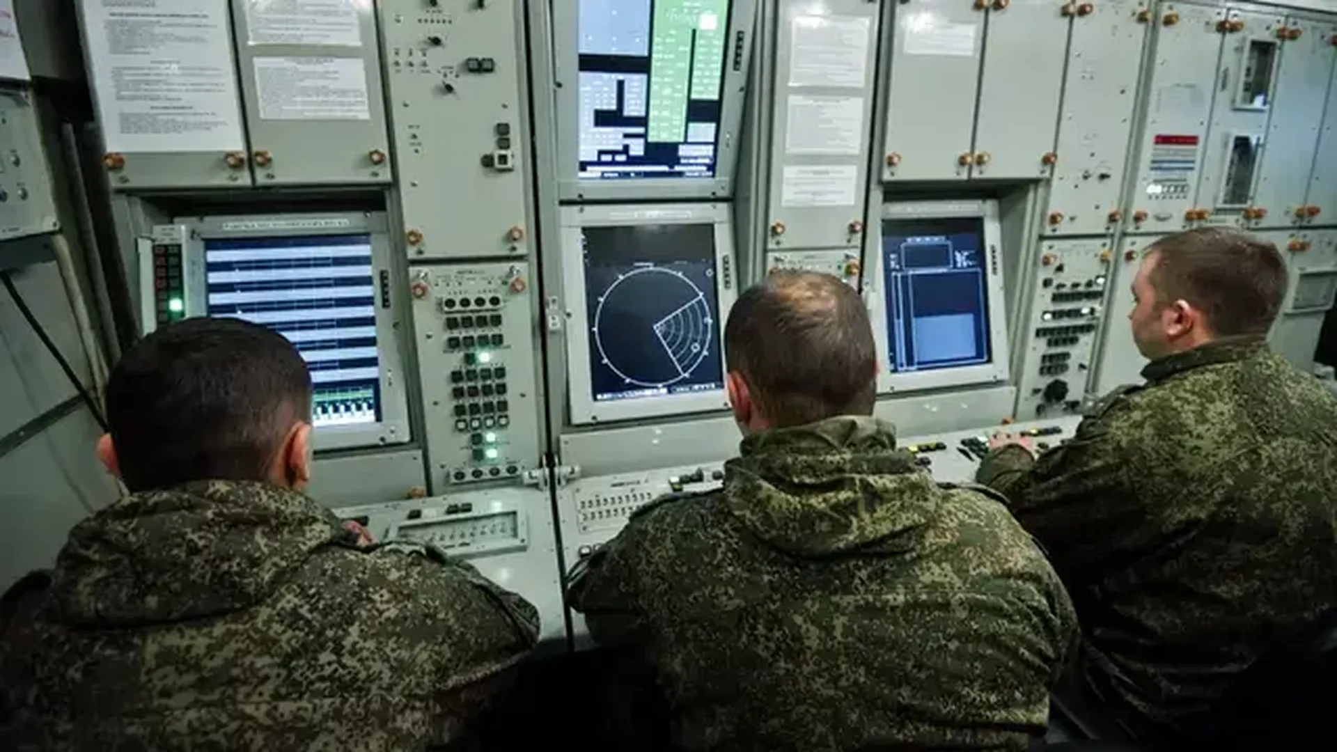 Силы ПВО сбили еще два дрона ВСУ, летевших на Москву