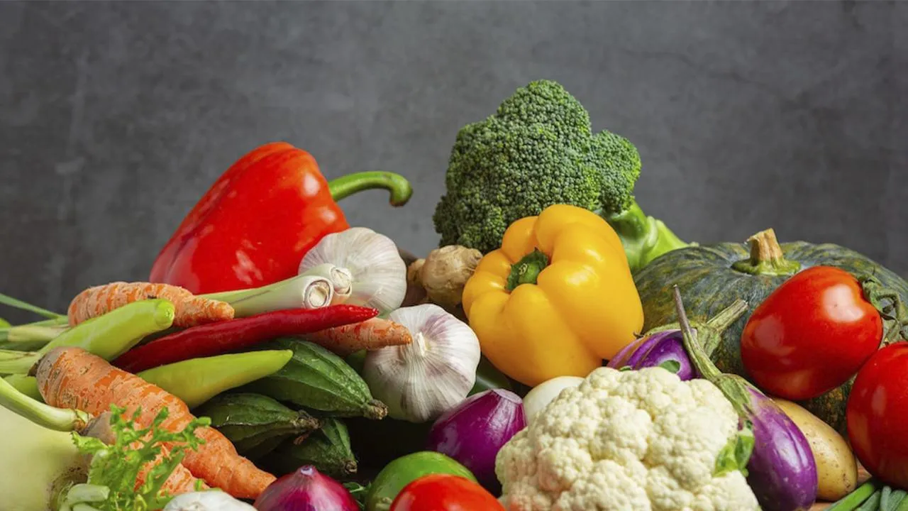 «Натуральный яд»: диетолог назвала овощи, которые опасно есть в больших количествах