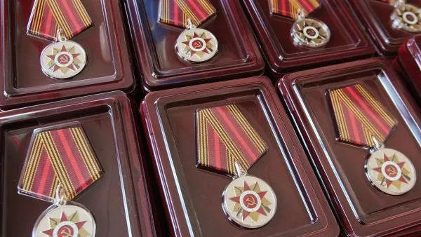 Ветеранов Подольска наградили медалями в честь 70-летия Победы