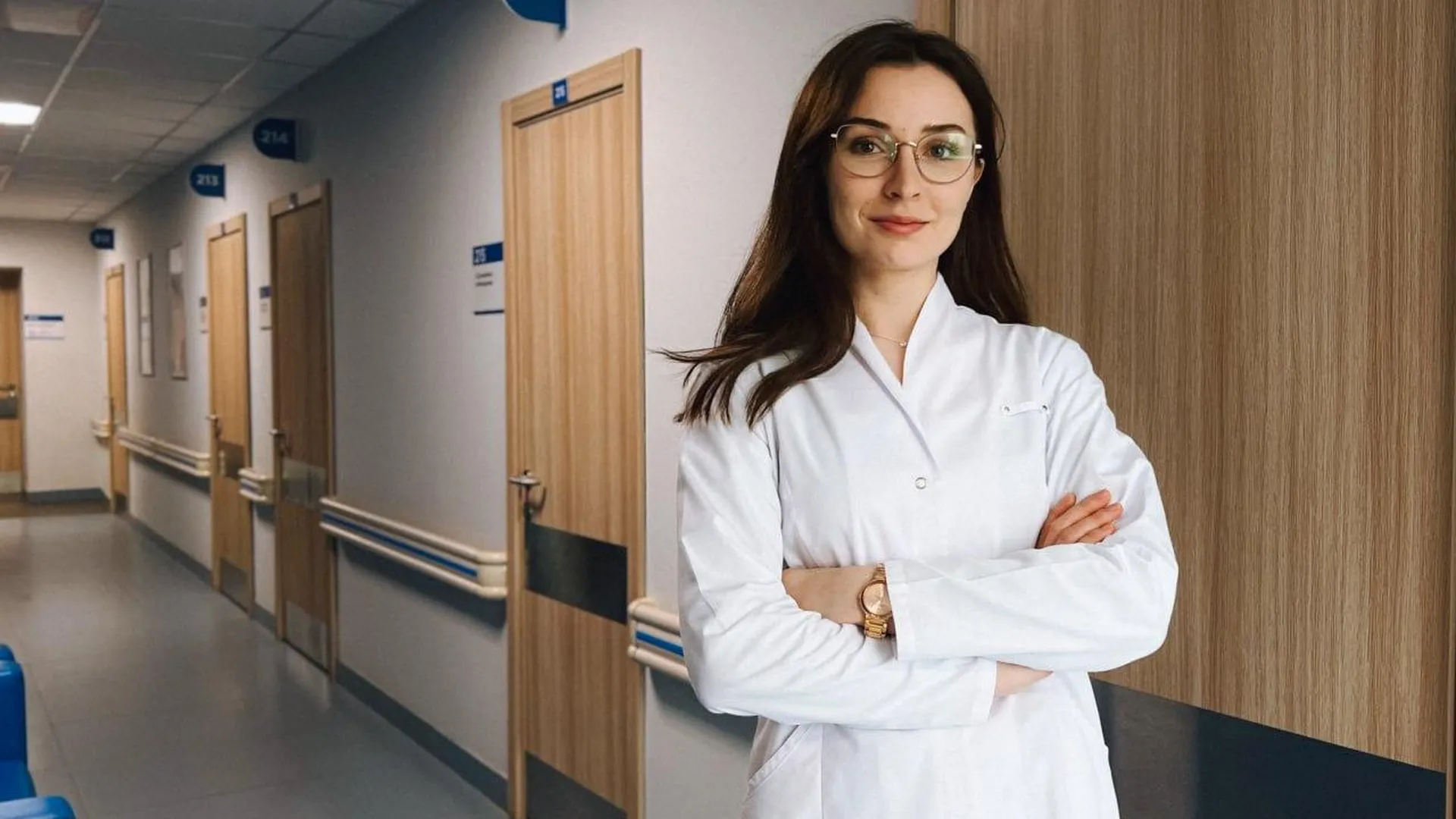 Свыше 120 медиков получили работу в Подмосковье по программе «Приведи друга» в этом году