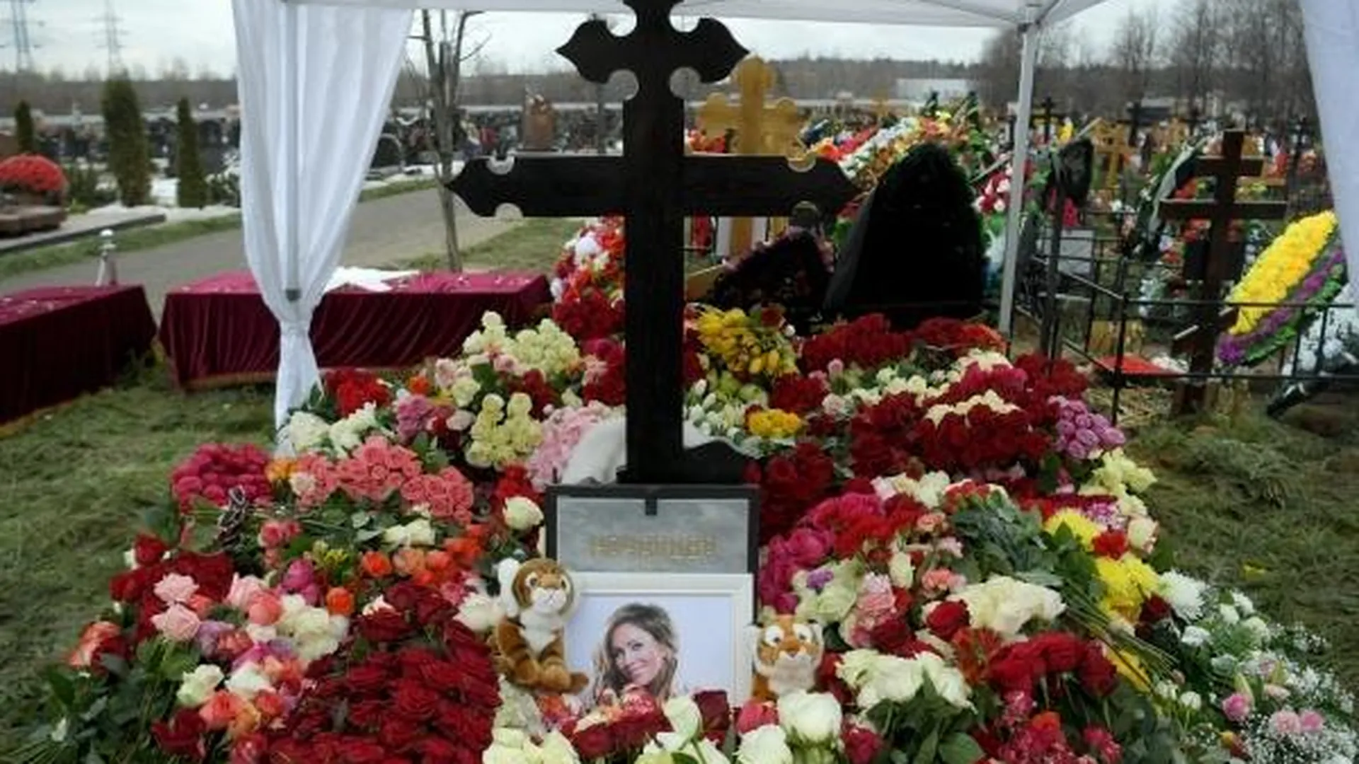 Могила Гафта На Кладбище Фото
