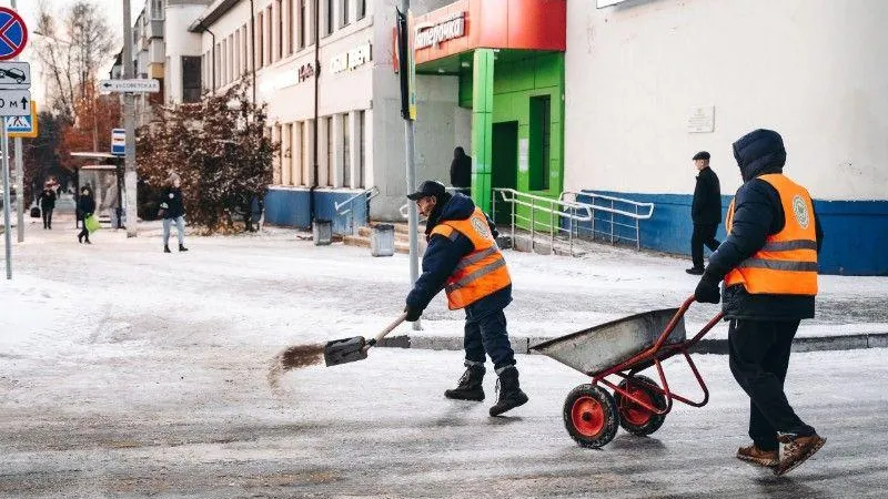 Коммунальные предприятия Подмосковья выполнили 70% заданий на противогололедную обработку