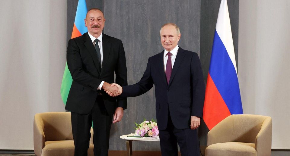 В Астане стартовали переговоры Путина и Алиева