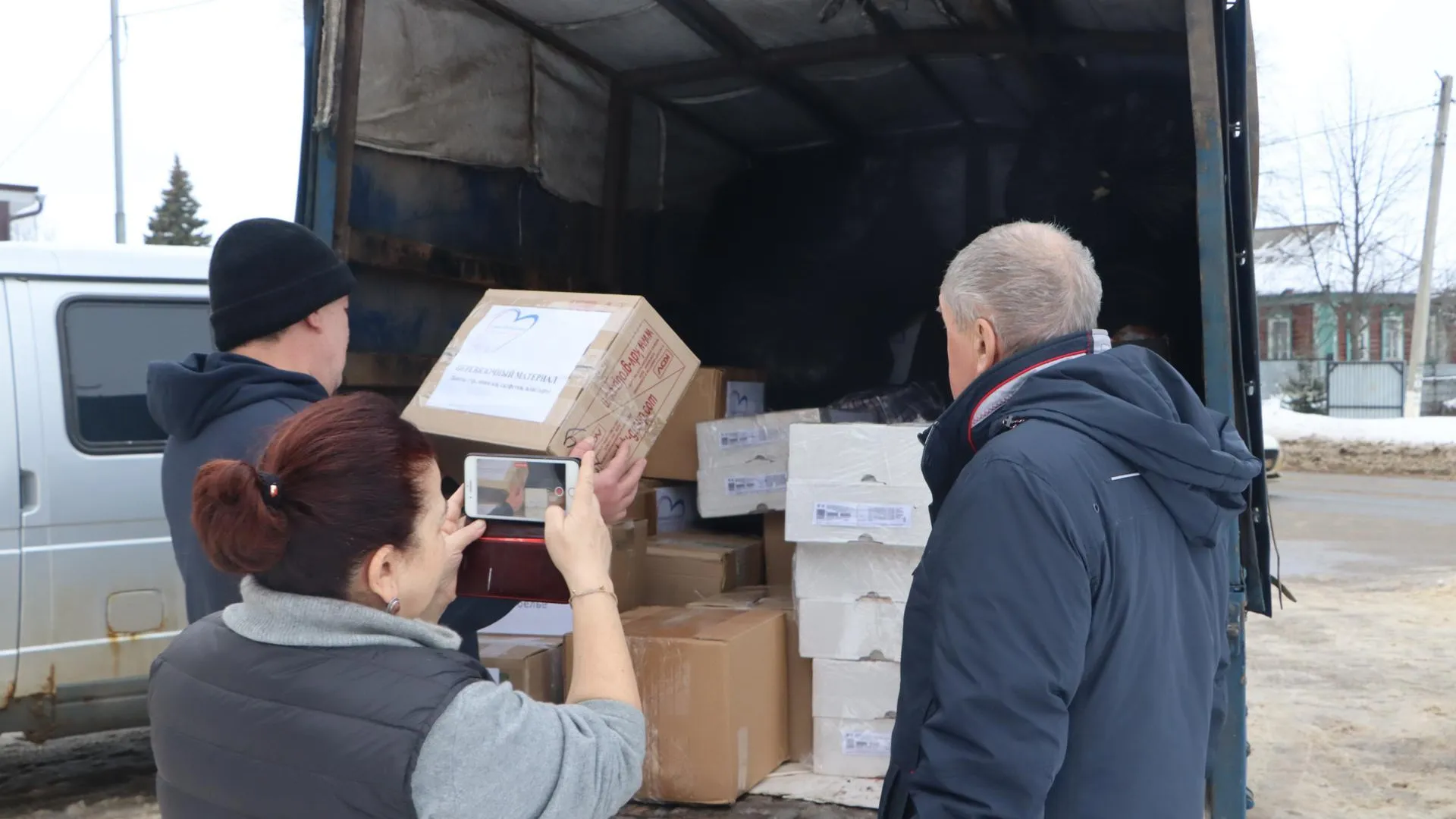 Волонтеры из Серебряного Пруда отправили очередной груз с помощью в Валуйский госпиталь