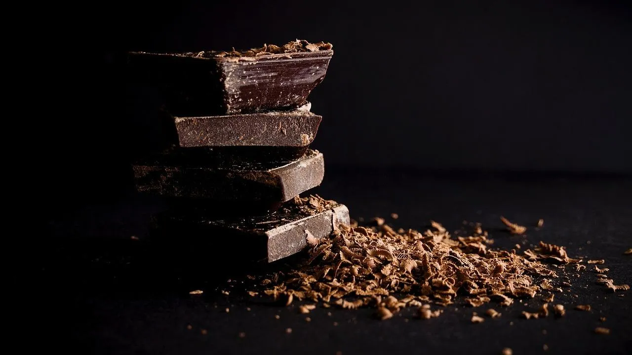 Экономист Холод рассказал, как сильно подорожает шоколад в РФ из-за неурожая какао-бобов
