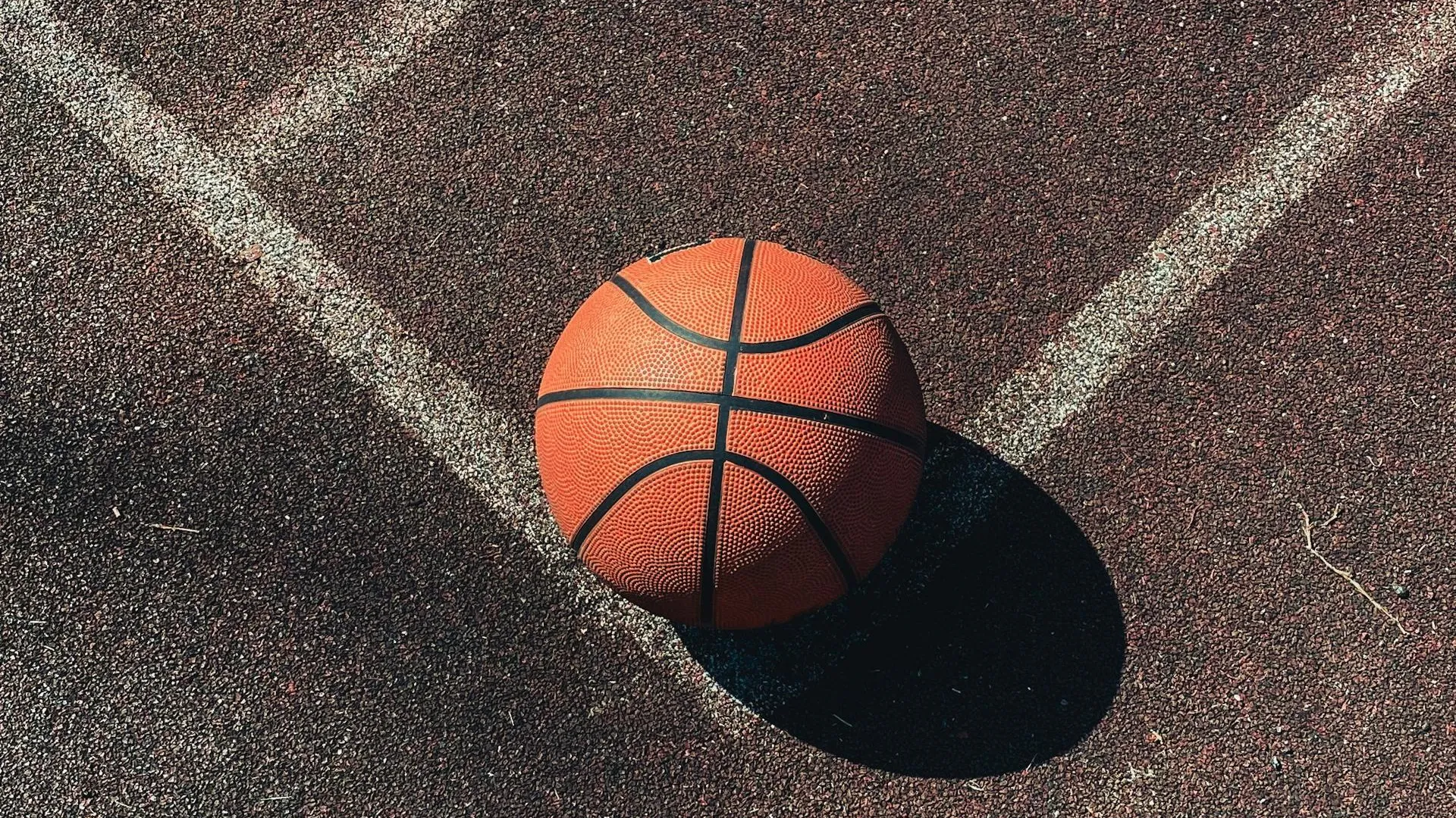 Тренировка по баскетболу для детей с особенностями здоровья прошла в Лобне