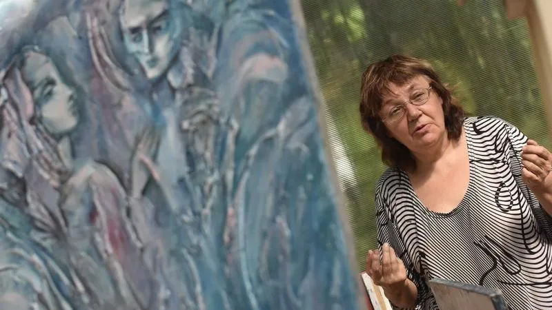 Рисование как терапия: художница из Химок придумала, как обучить любого живописи с нуля