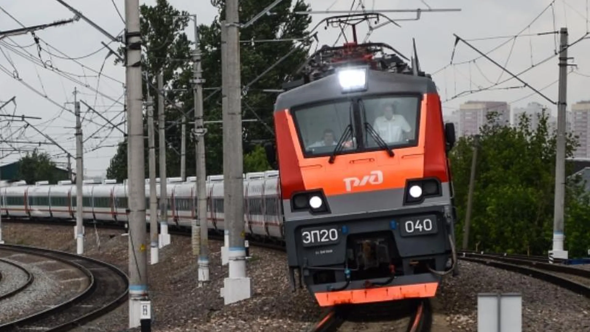 Восемь поездов встали на Павелецком направлении из-за кражи электрооборудования