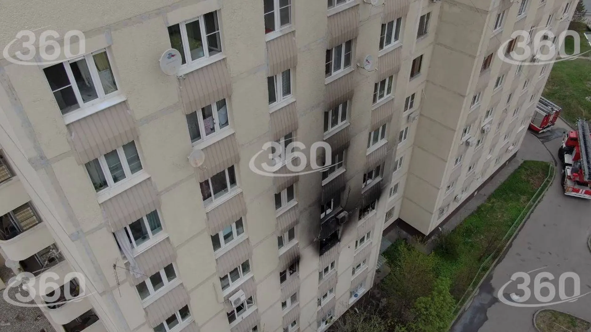 Сгоревший дом в Мытищах сняли на видео с высоты птичьего полета