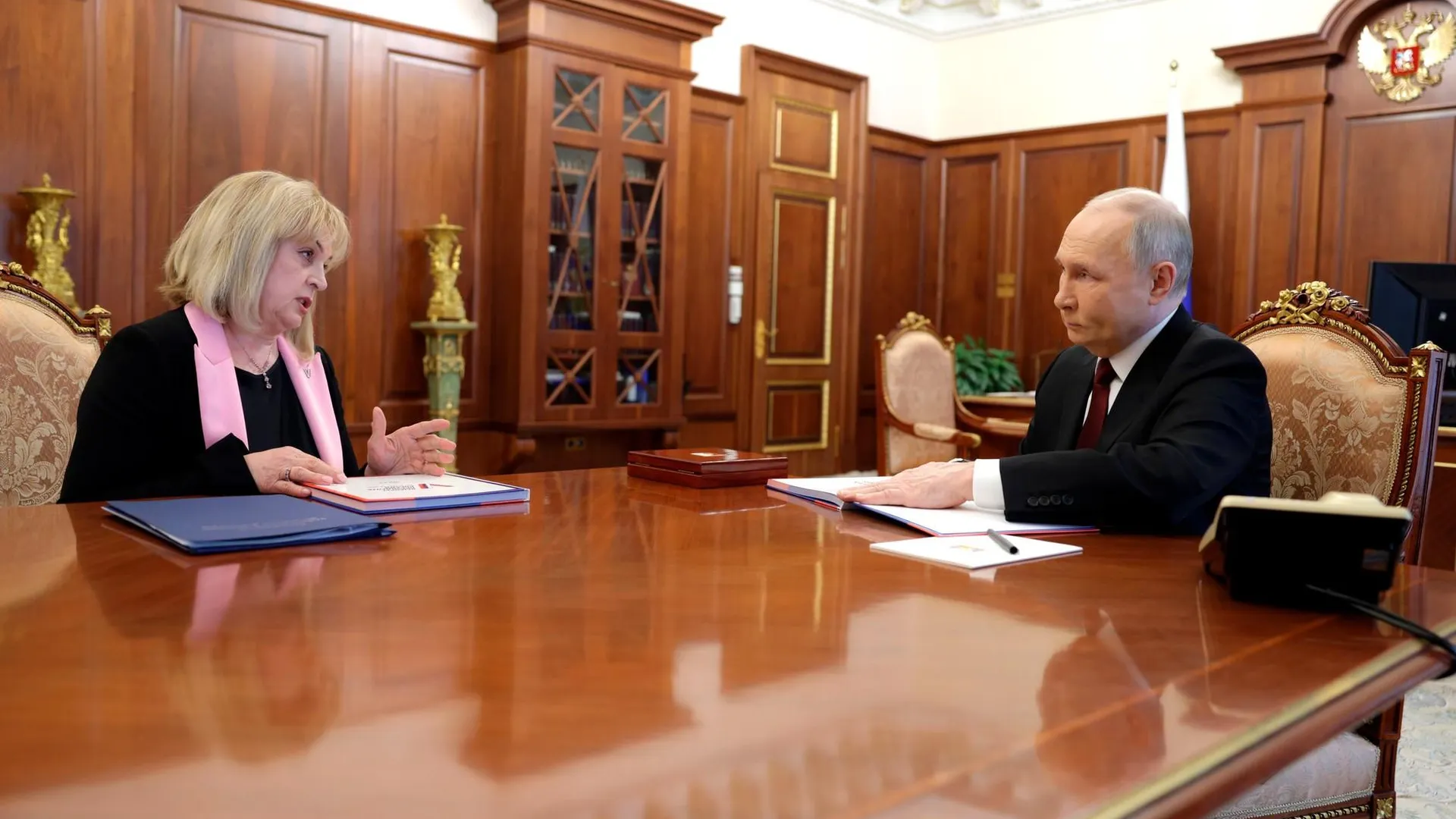 Памфилова на встрече с Путиным назвала итоги президентских выборов удивительными