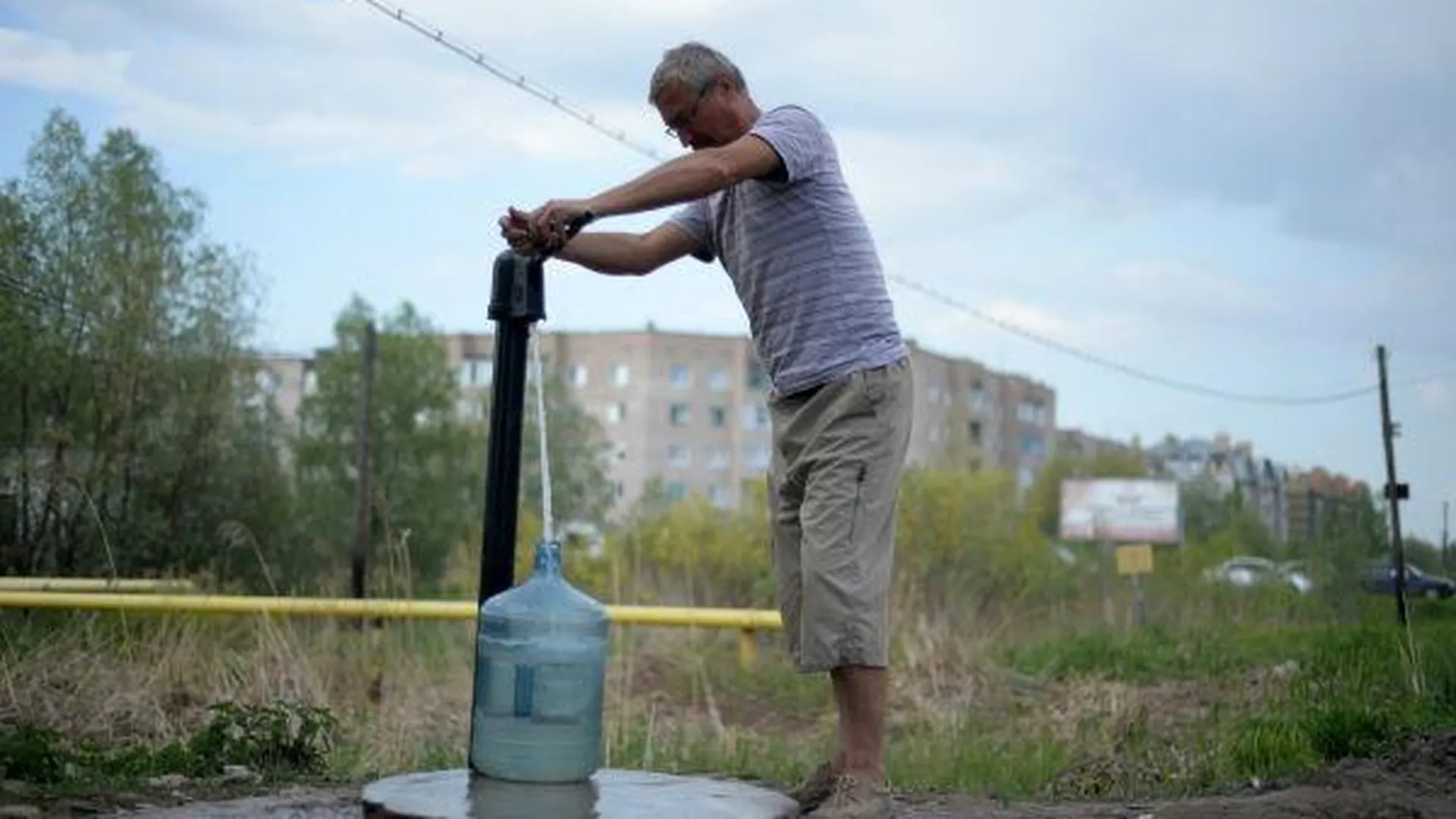 Жители Климовска со вчерашнего дня остаются без воды