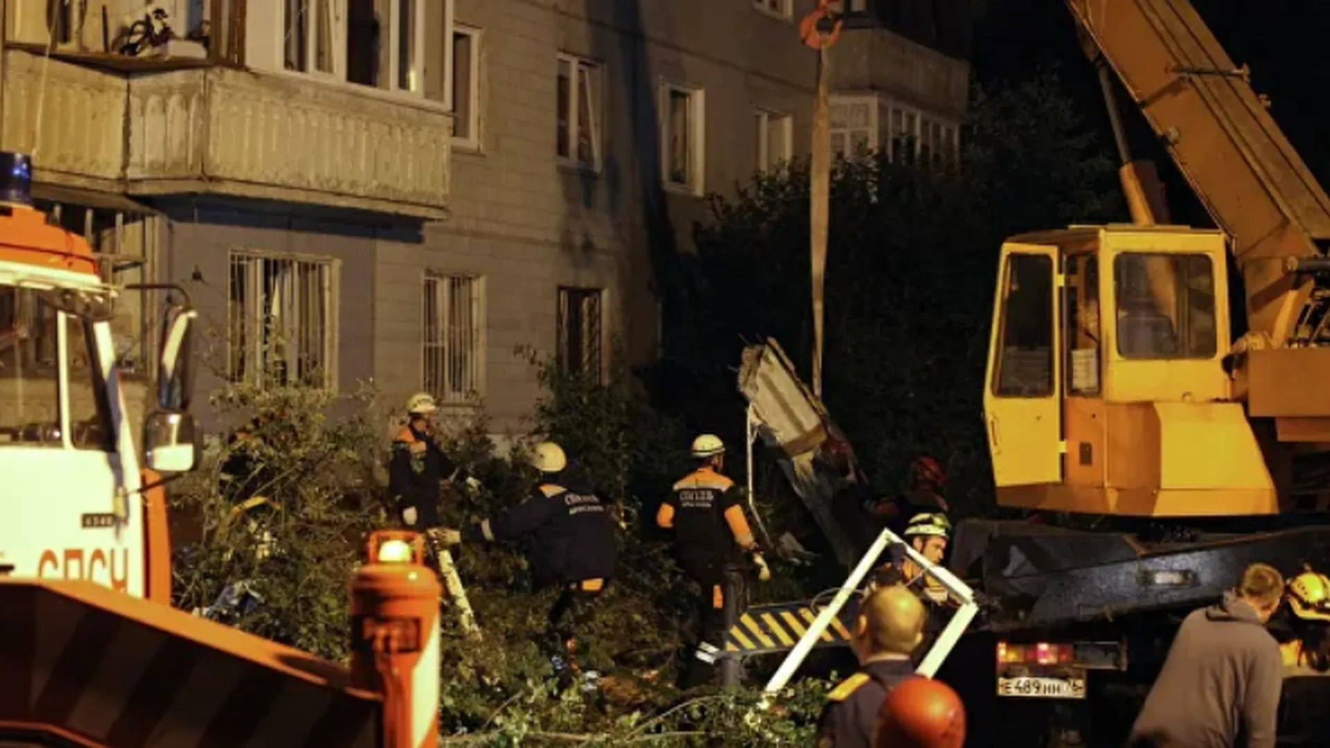 Число жертв взрыва в жилом доме в Ярославле увеличилось