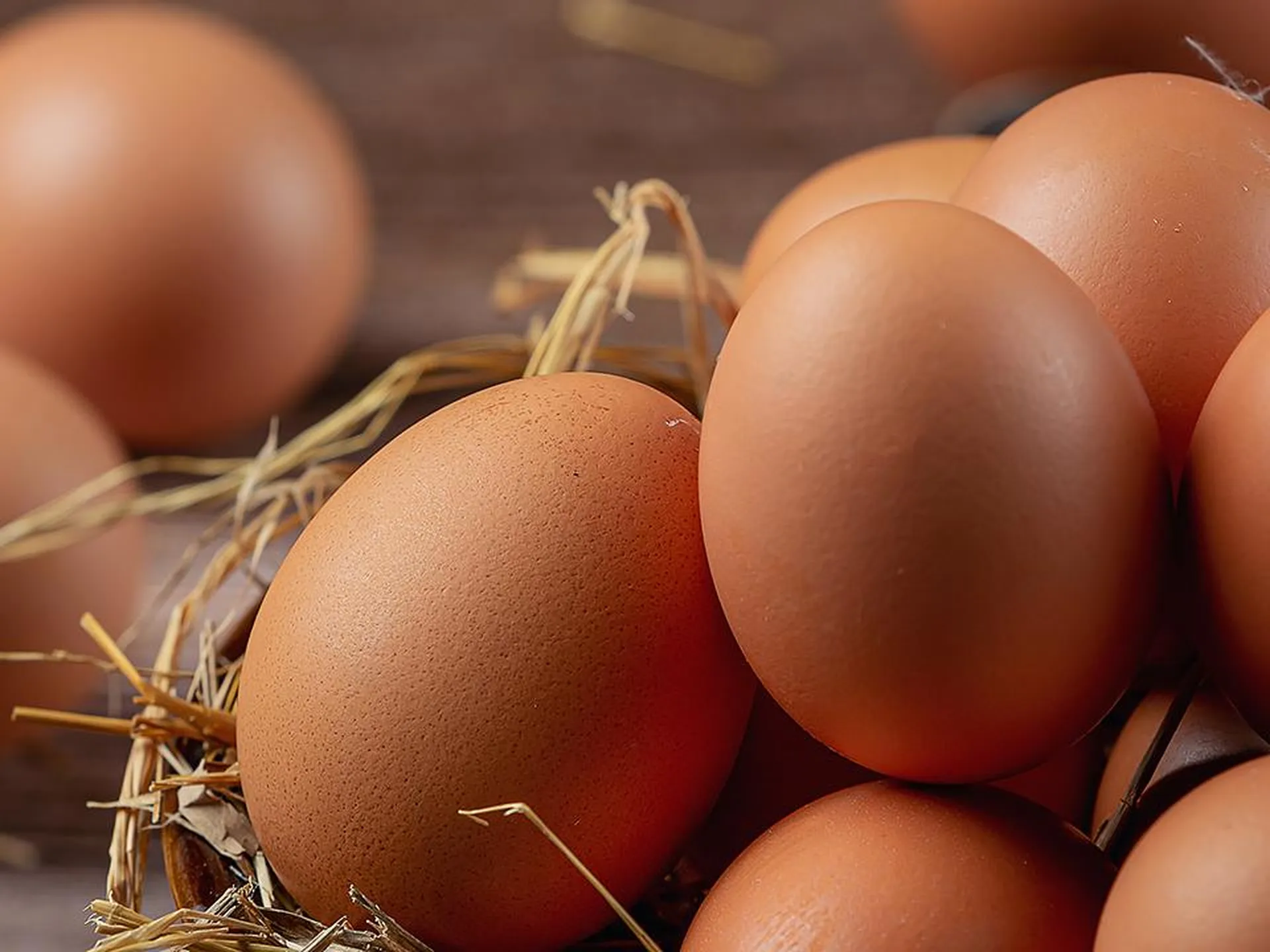 «Спрос сейчас на пике»: экономист раскрыла, что будет с ценами на яйца из-за Пасхи