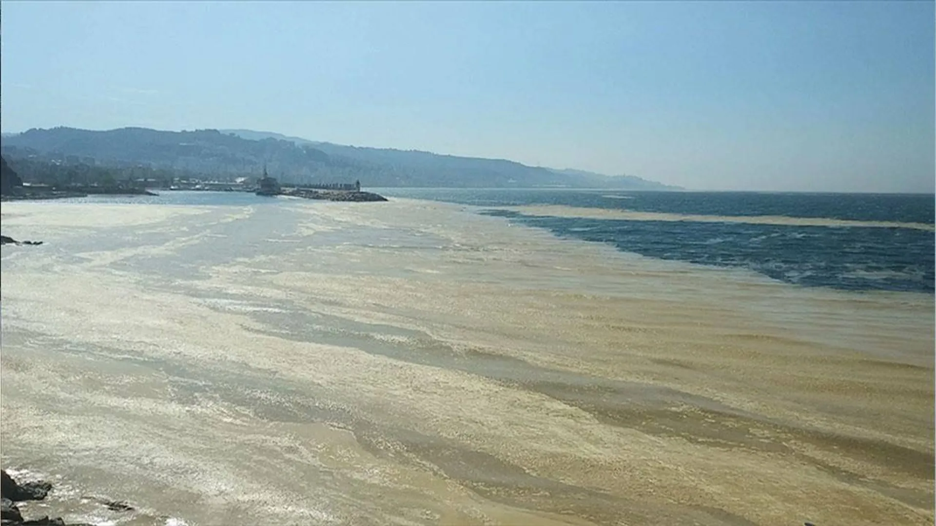 Море ушло от берега в турции. Мраморное море Коджаэли. Море Мармара. Мраморное море в Турции. Реки мраморного моря.