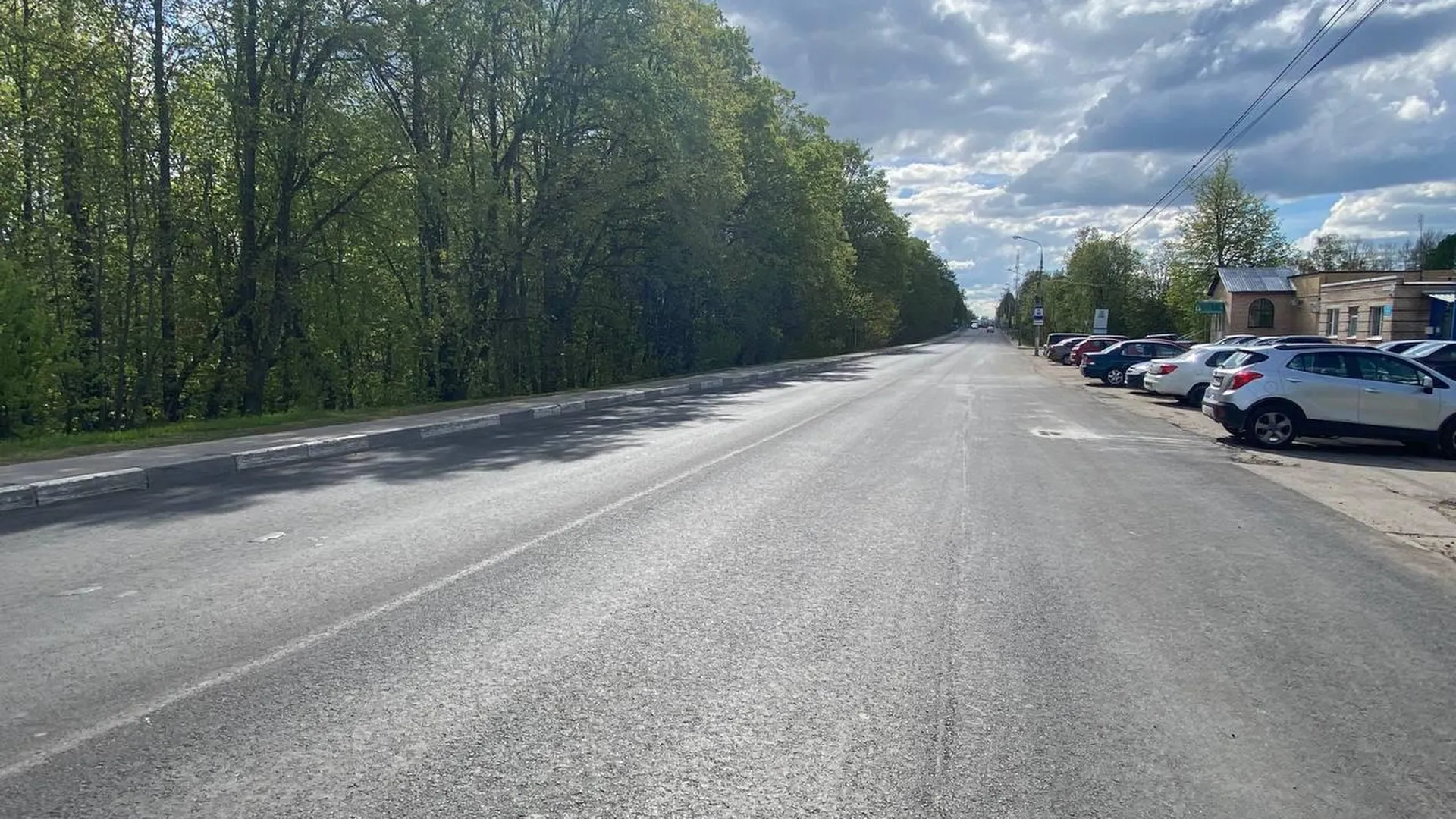 Более ста километров дорог отремонтировали в Московской области с начала сезона