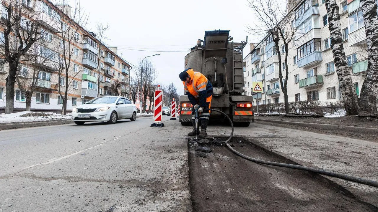 Дорожные ямы устранили еще в 4 округах Подмосковья | 360°