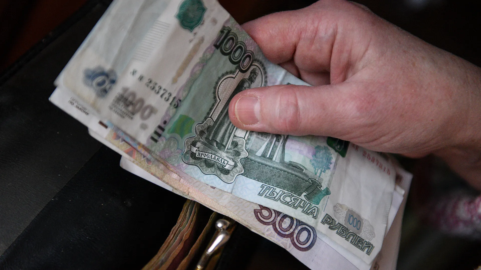 Минтруд РФ предложил увеличить прожиточный минимум до 17,7 тыс. рублей в 2025 году