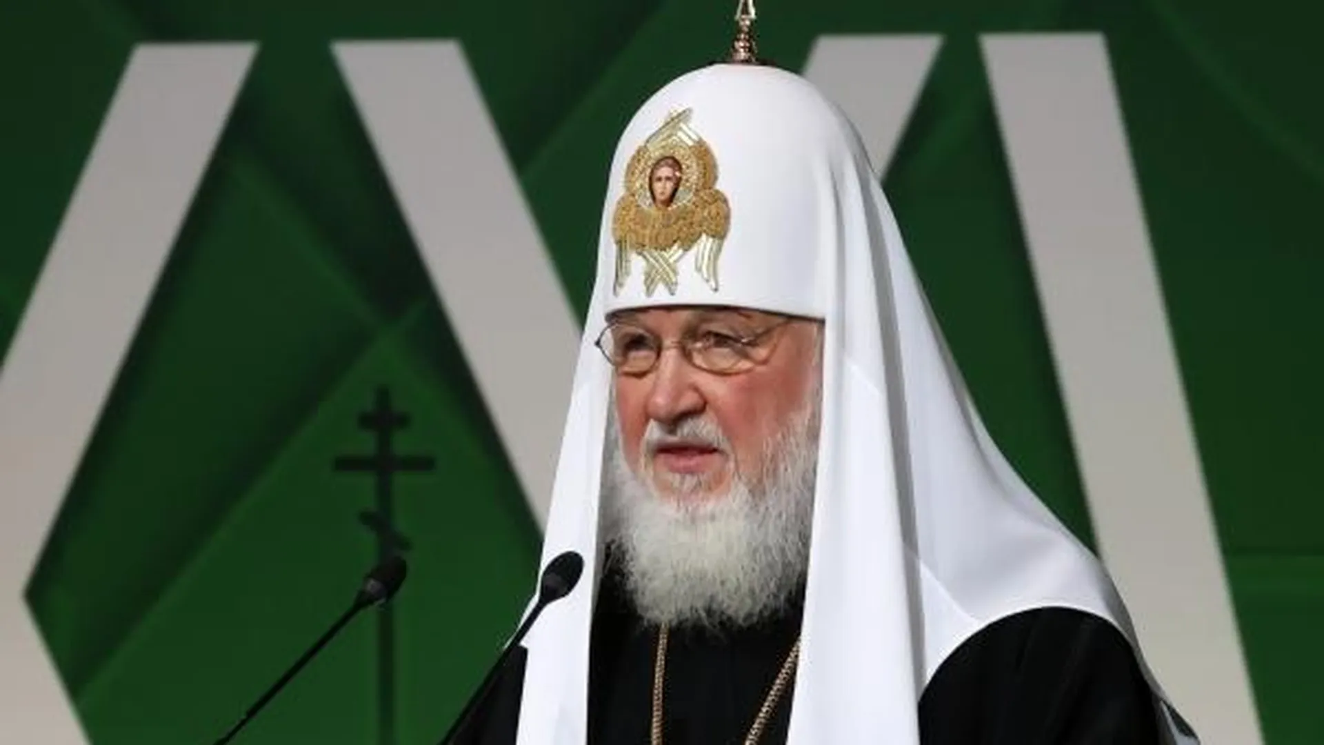 Патриарх Кирилл заявил о спасительной силе любви в Рождественском послании