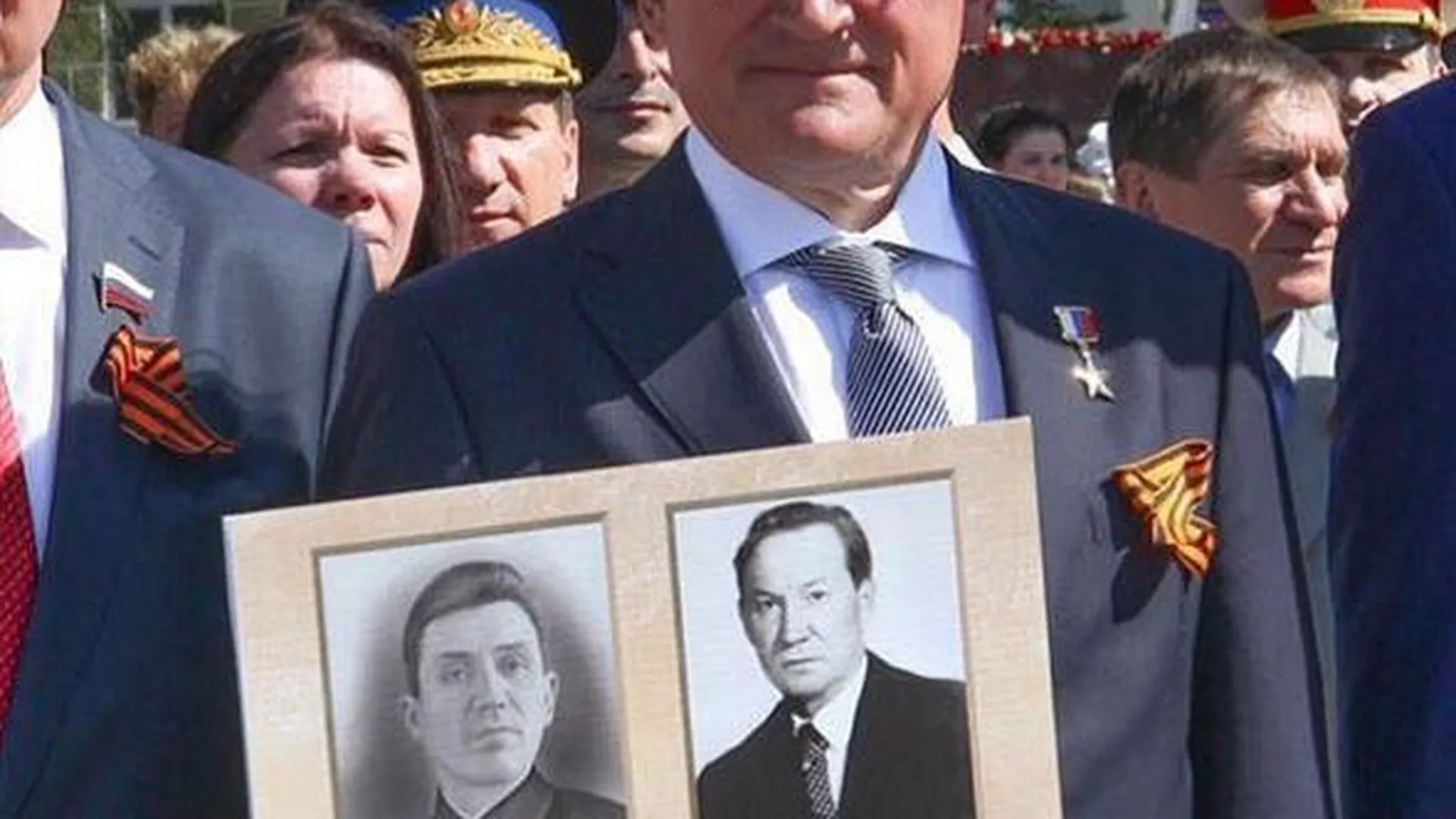 Отец губернатора Подмосковья принял участие в акции «Бессмертный полк»