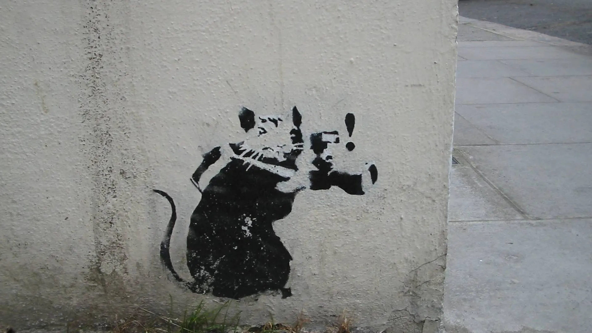 Актер Кристофер Уокен закрасил граффити Бэнкси на съемках сериала в Великобритании