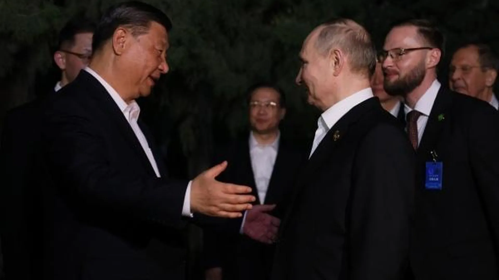 «Печальный день». Объятия Путина и Си Цзиньпина стали ударом для США