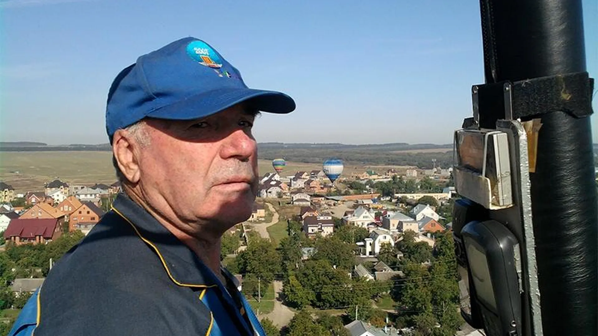 Движение вверх: житель Долгопрудного в 81 год изучает Россию на воздушном шаре