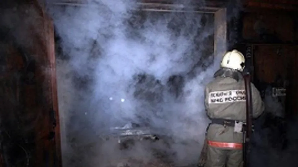 Пожар в нежилом здании в Богородском округе тушили почти 14 часов
