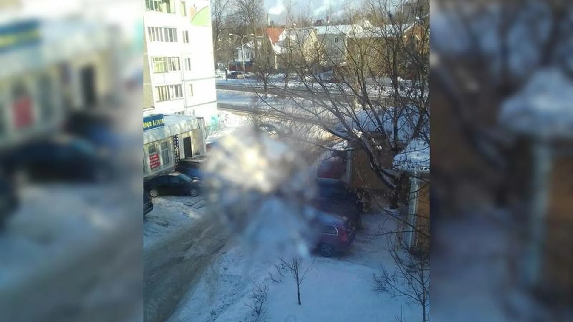 Неизвестный обстрелял окна квартир из травматики в Дмитрове