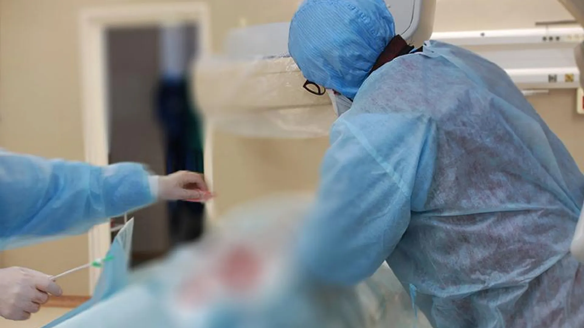 Областные медики спасли от ампутации ноги женщину с осложнениями при коронавирусе 