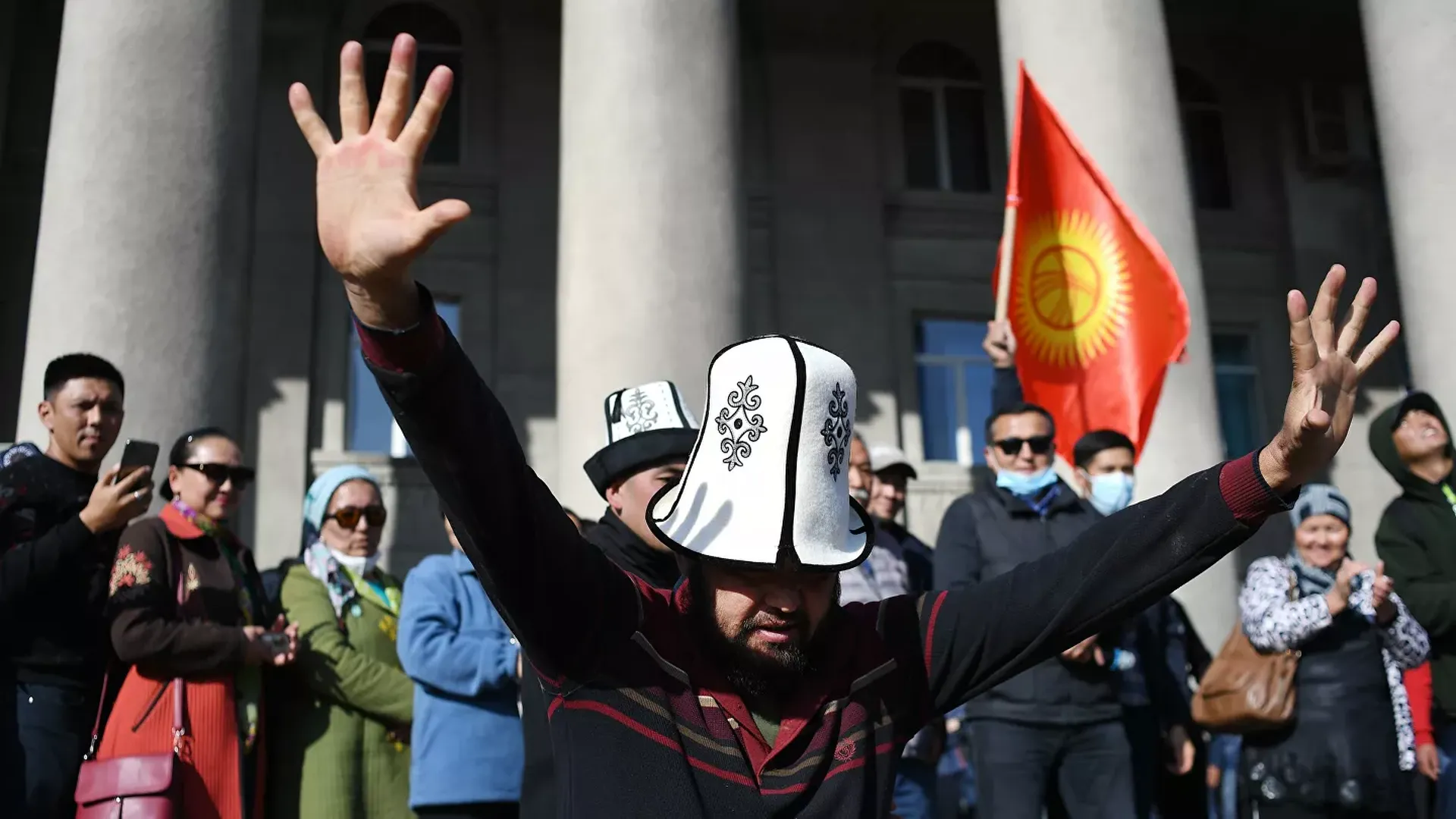ЦИК назвал предварительную дату выборов в Киргизии