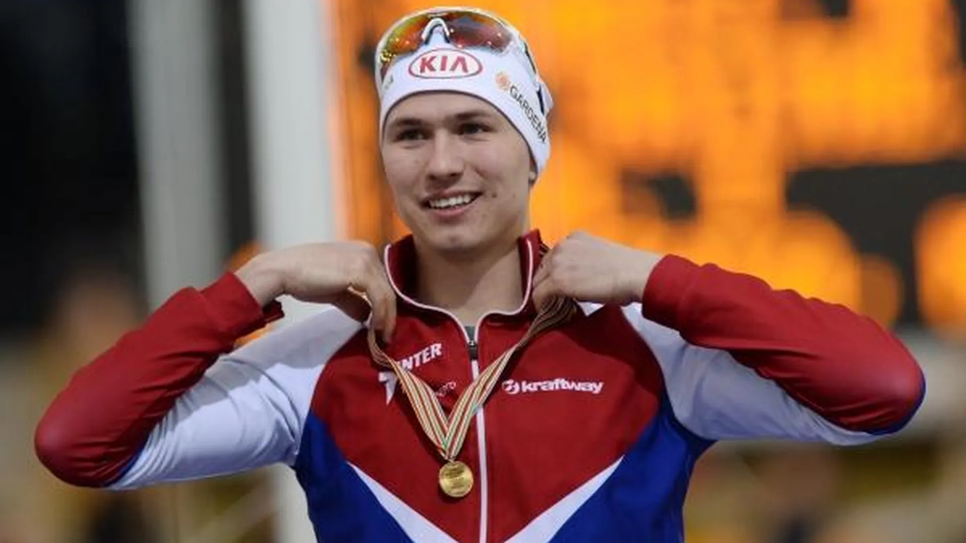 Кулижников защитил титул чемпиона мира в спринтерском многоборье