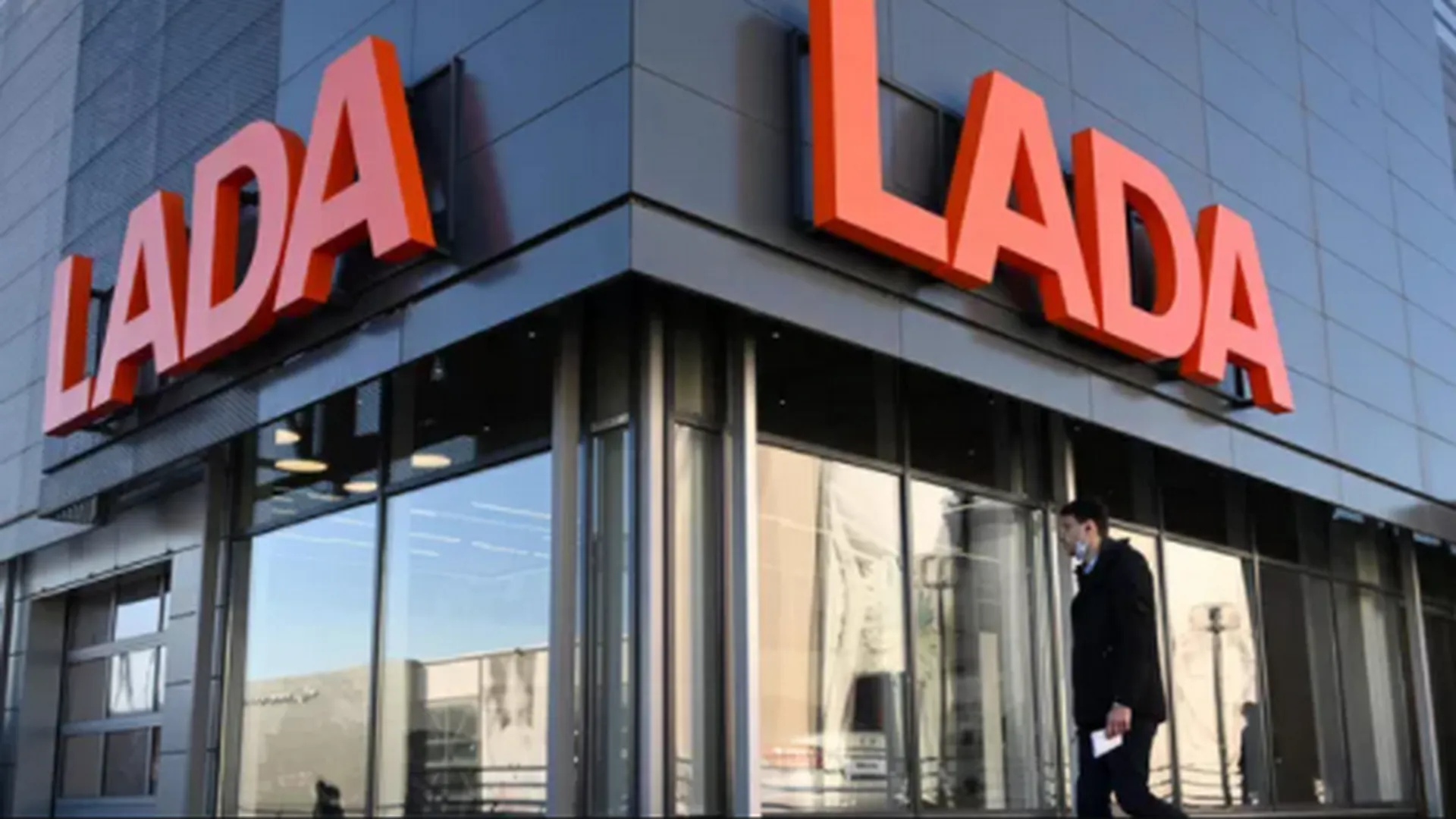 «АвтоВАЗ» уточнил дату начала серийного производства новинки Lada Iskra