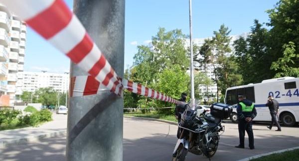 Источник 360.ru: в Москве возле храма обнаружили похожий на гранату предмет