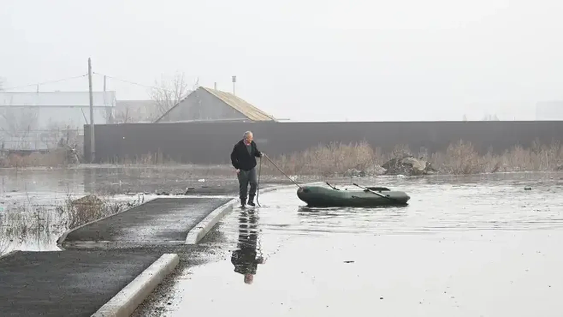 Несколько деревень в Тюменской области отрезало от большой земли из-за паводка