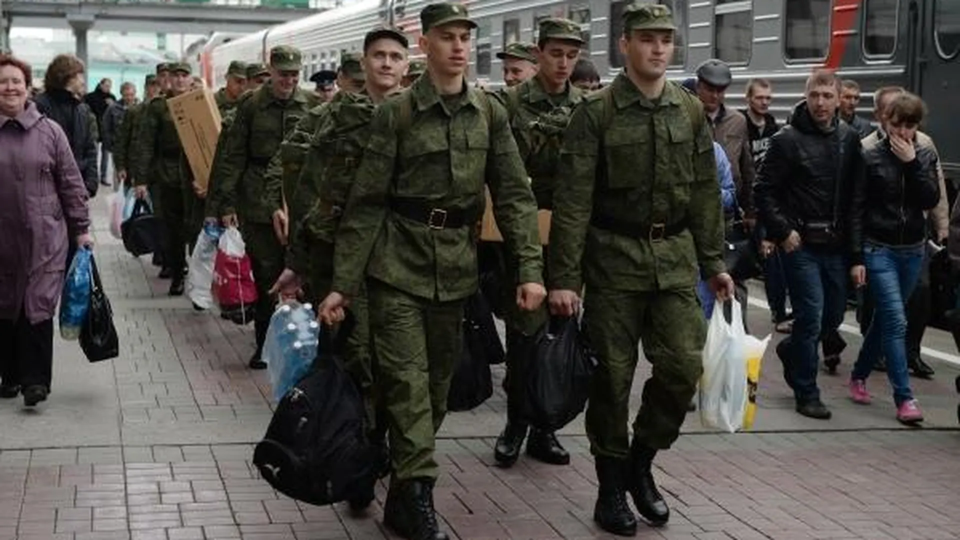 В армию отправятся 6,4 тыс новобранцев из Московской области