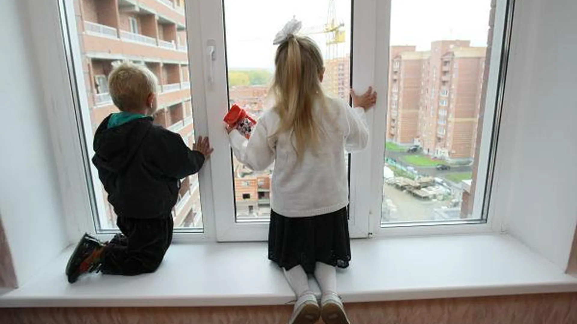 В Королеве дети-сироты получат 13 квартир до Нового года