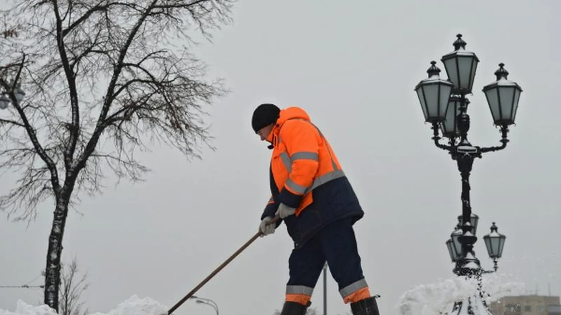 Названы лучшие и худшие муниципалитеты МО по уборке снега