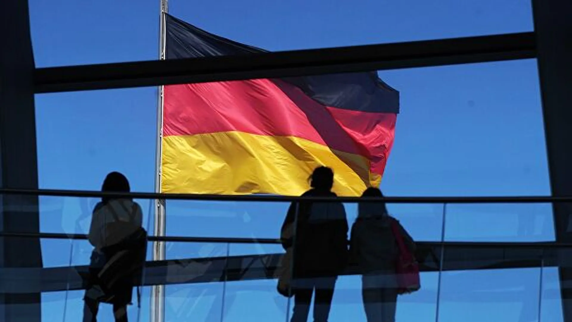 Немецкие предприниматели попросили защитить их от санкций США