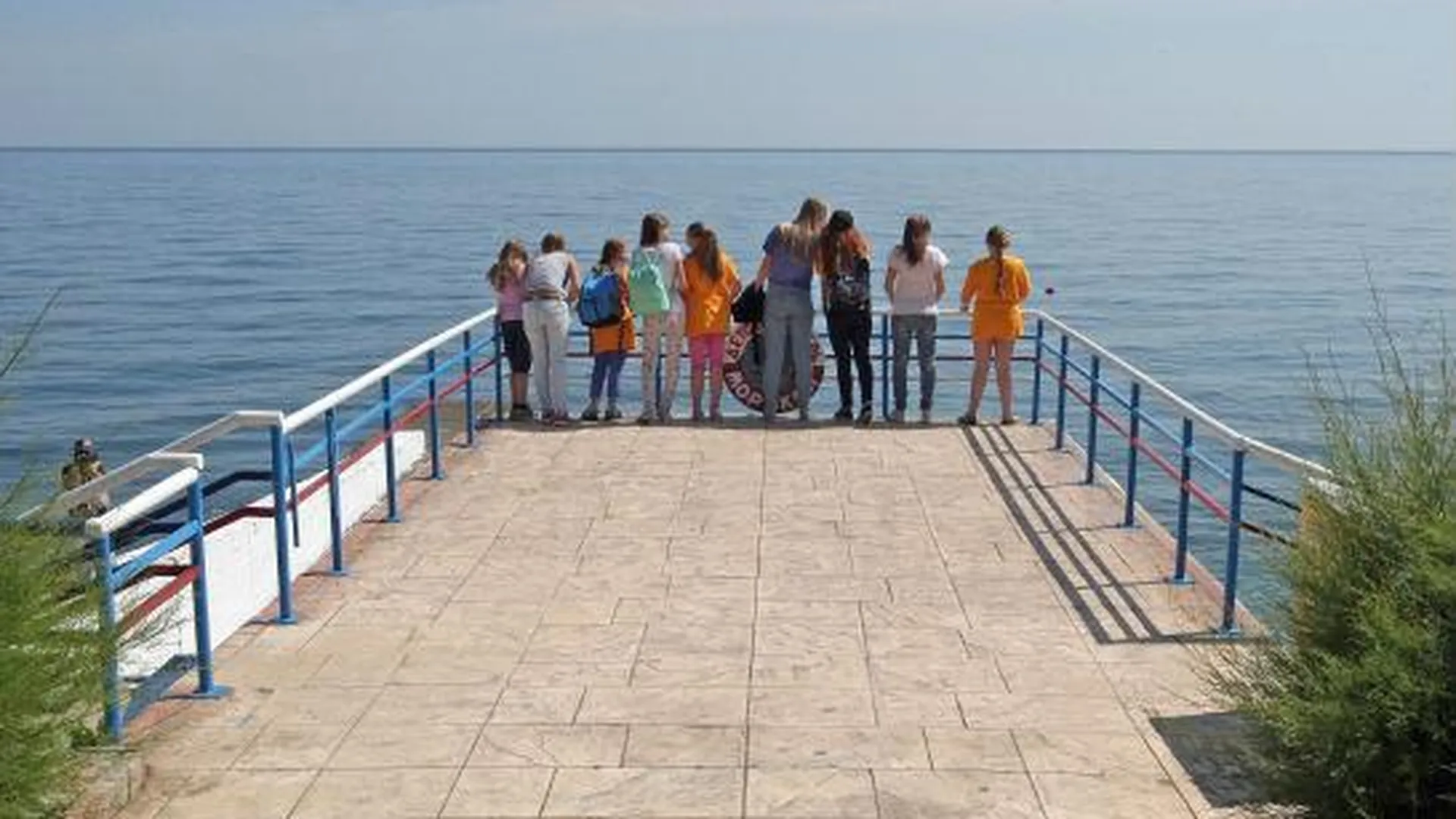 Впервые одаренные дети из Рошаля проведут лето в Крыму 
