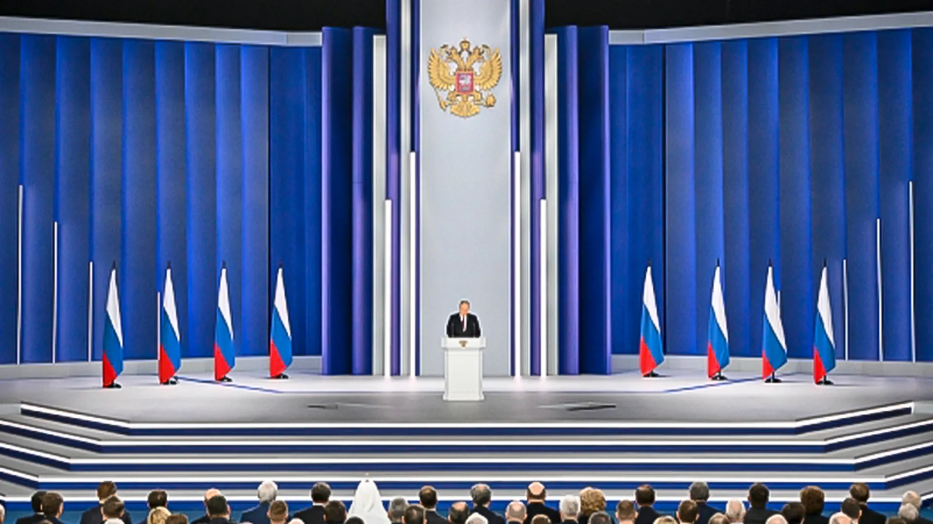 «Легендарное выступление»: россияне оценили послание Путина