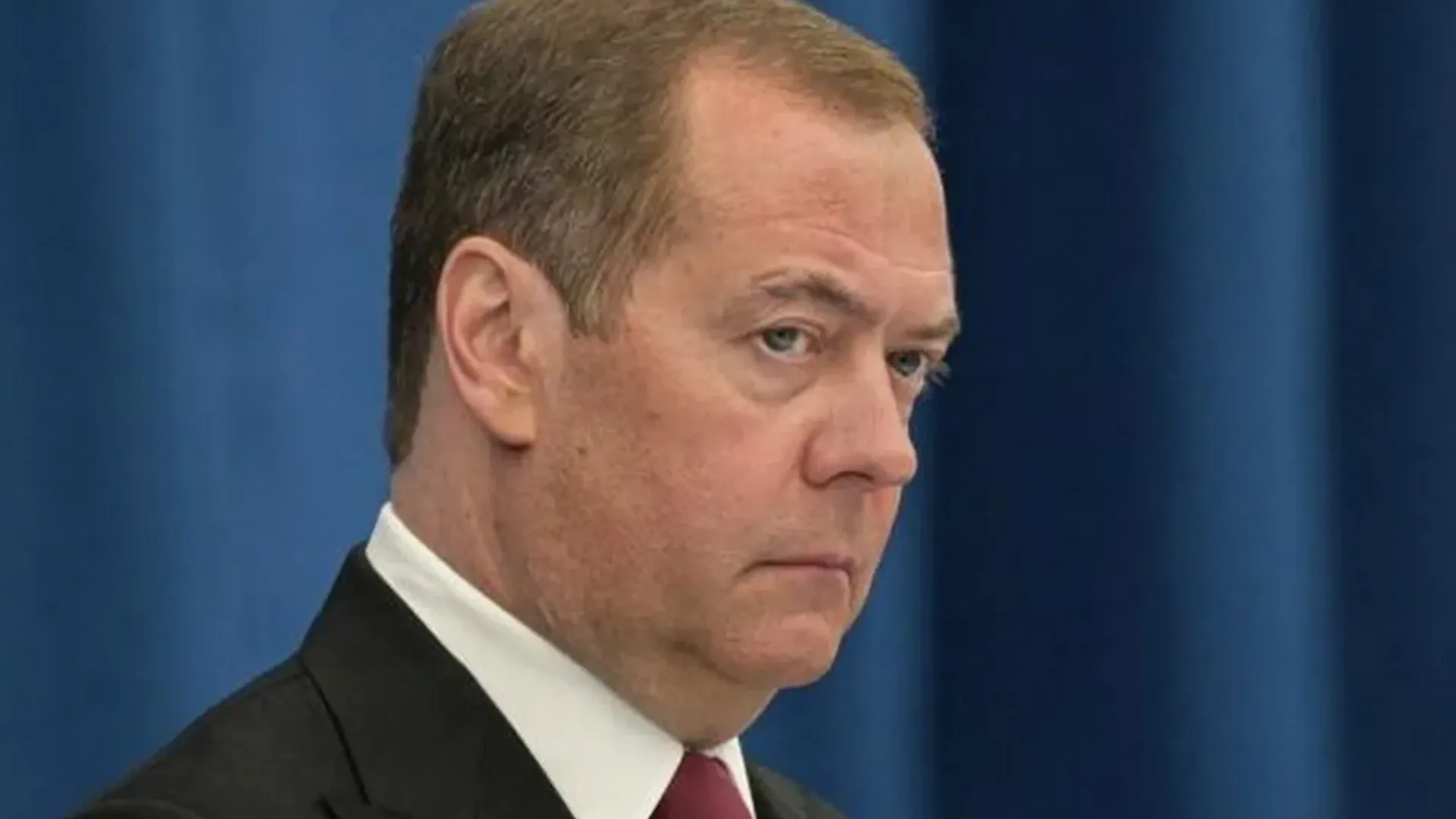 «Прощальный визит». Медведев охарактеризовал поездку Зеленского в Харьков