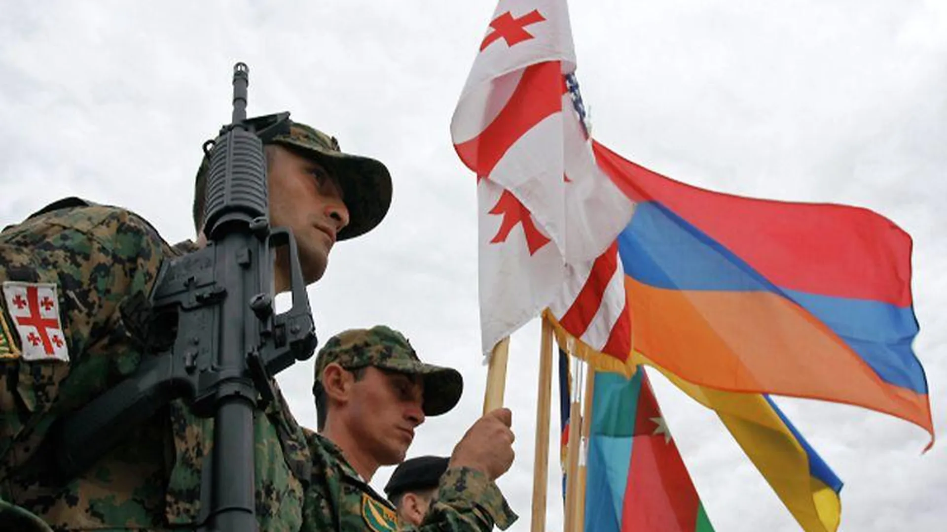 Евросоюз подстрекает постсоветские страны на новые конфликты с Россией