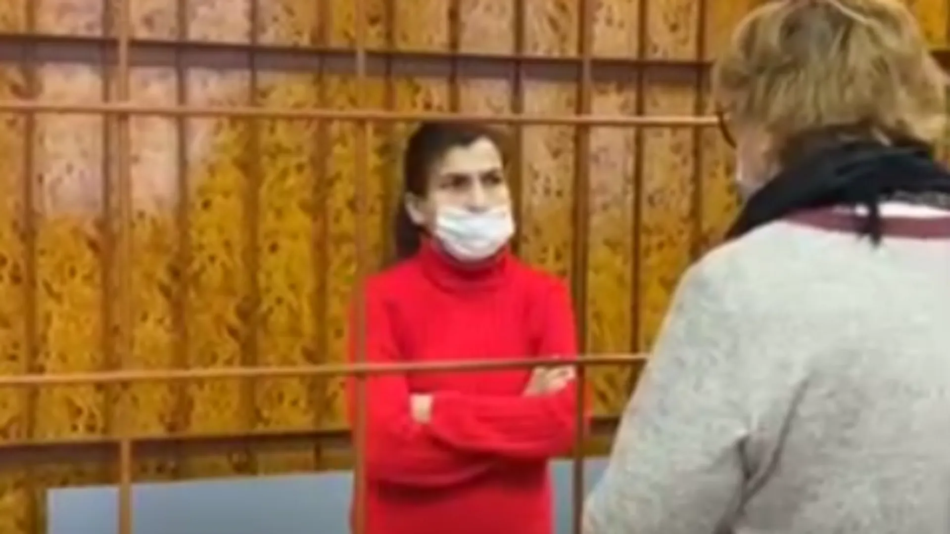 Появилось видео ареста родителей пропавшей девочки в Новгородской области