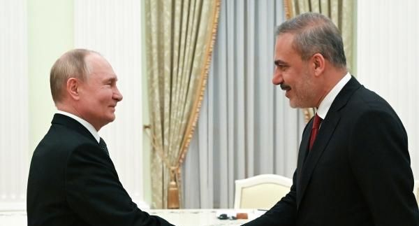 Путин встретился с турецким министром иностранных дел Фиданом